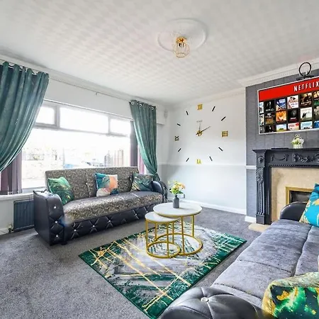 *328Ol* For Your Relaxed & Cosy Stay + Parking Leeds  Exterior photo