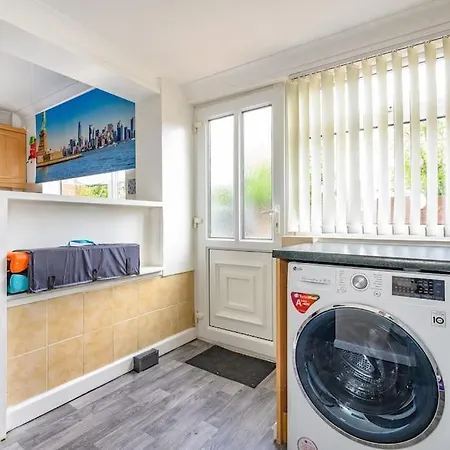 *328Ol* For Your Relaxed & Cosy Stay + Parking Leeds  Exterior photo