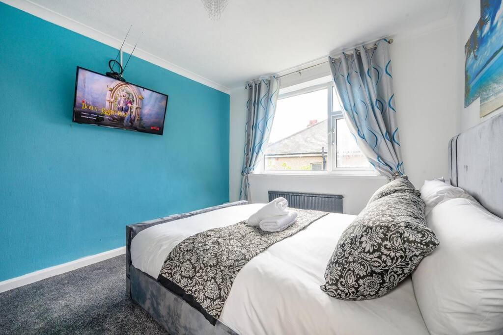 *328ol* For Your Relaxed & Cosy + Parking Holiday home