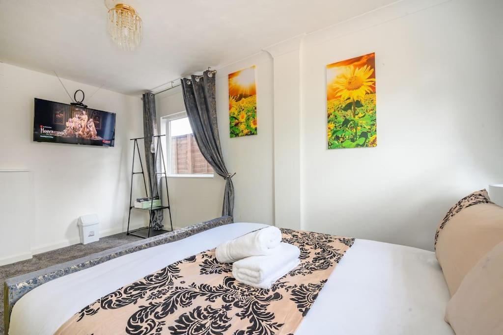 Holiday home *328ol* For Your Relaxed & Cosy + Parking Leeds (West Yorkshire)