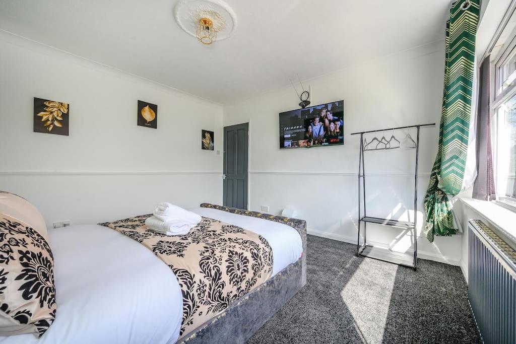 *328ol* For Your Relaxed & Cosy + Parking *